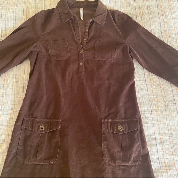 Brown corduroy pocket long sleeve shift dress - Picture 2 of 7